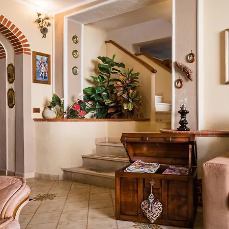 Villa Domus Aenaria *