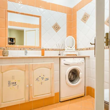 Domus Aenaria - Elegant And Spacious In - Walk To And Pinewood Villa Ischia