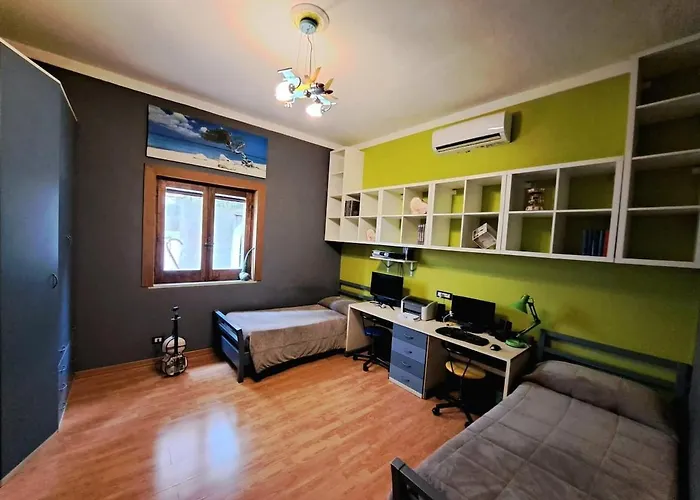 Domus Aenaria - Elegant & Spacious - Walk To * Искья