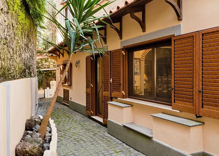 Domus Aenaria - Elegant & Spacious - Walk To * Искья